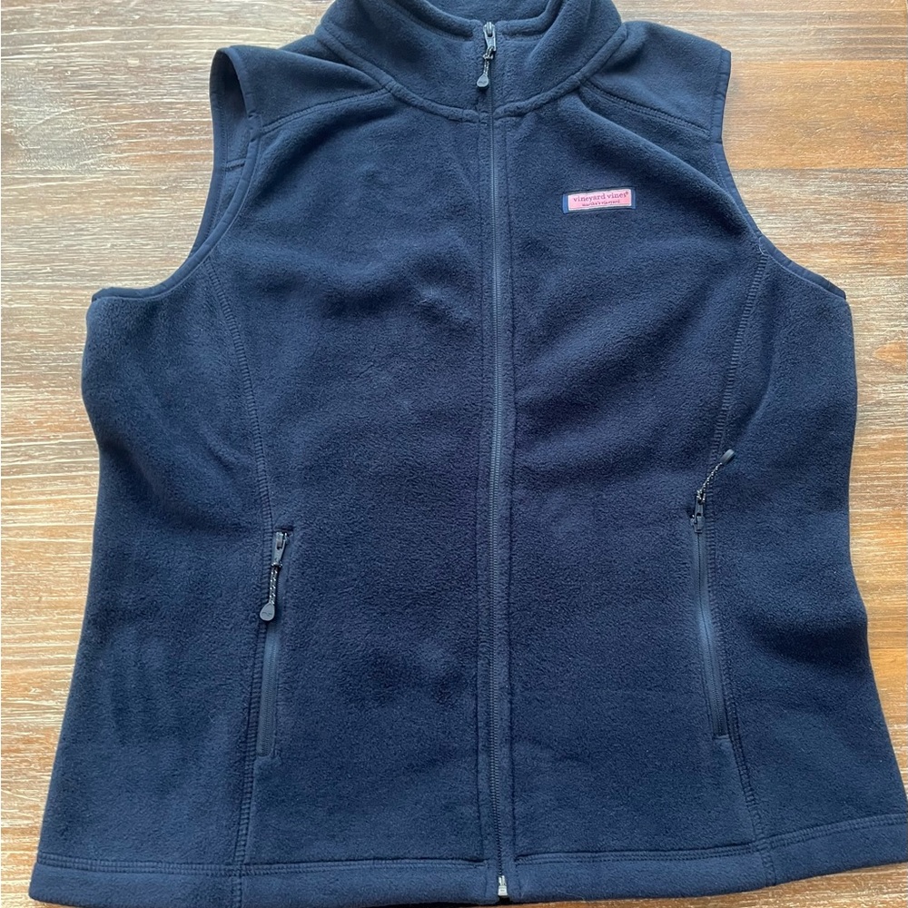 WOMENS VINEYARD VINES NAVY FLEECE VEST, MEDIUM - Picture 2 of 5